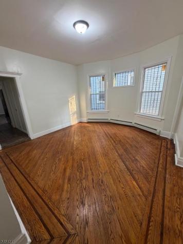 126 N 17th Street East Orange NJ 07017
