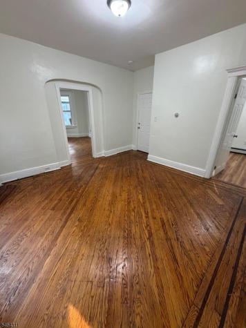 126 N 17th Street East Orange NJ 07017