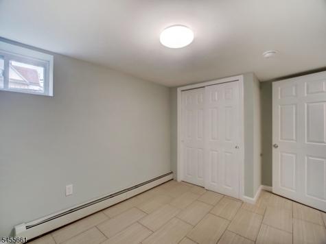 37 William Street East Orange NJ 07017