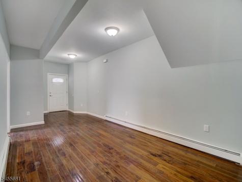 37 William Street East Orange NJ 07017