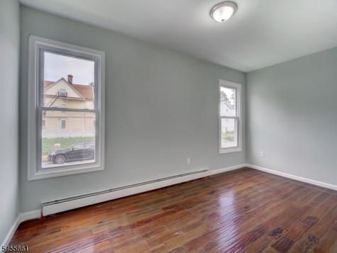 37 William Street East Orange NJ 07017