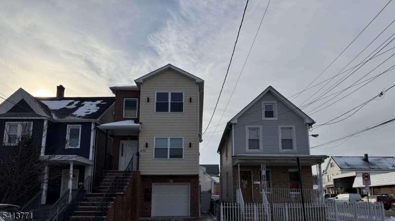 454 3RD Avenue Elizabeth NJ 07206