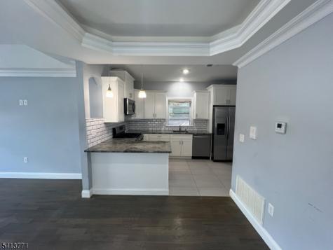 454 3RD Avenue Elizabeth NJ 07206