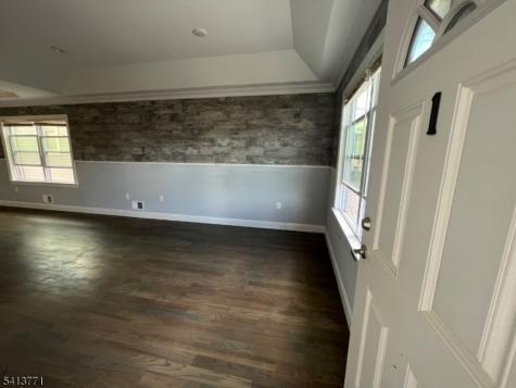454 3RD Avenue Elizabeth NJ 07206