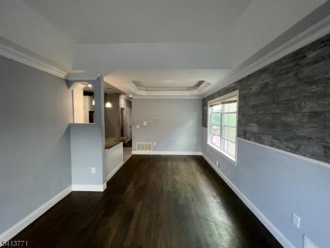 454 3RD Avenue Elizabeth NJ 07206