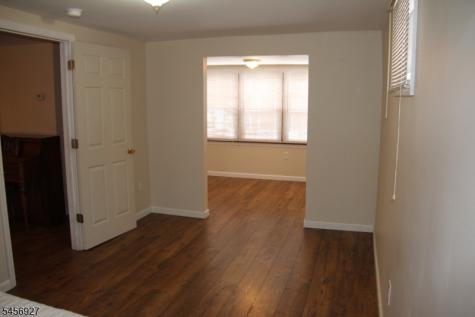 31 Ringwood Lane West Milford NJ 07421
