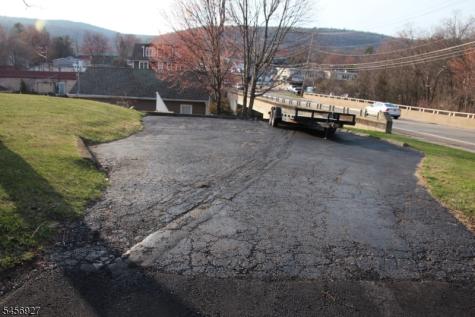 31 Ringwood Lane West Milford NJ 07421