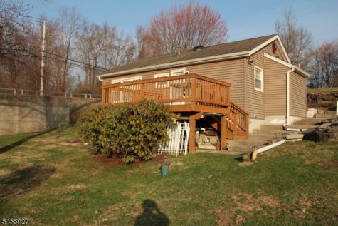 31 Ringwood Lane West Milford NJ 07421
