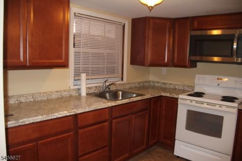 31 Ringwood Lane West Milford NJ 07421