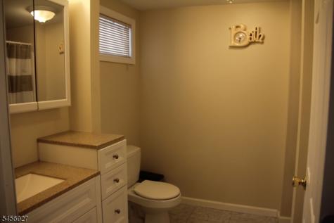 31 Ringwood Lane West Milford NJ 07421
