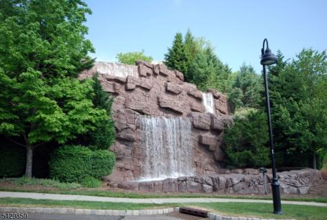 8 Quarry Drive Woodland Park NJ 07424
