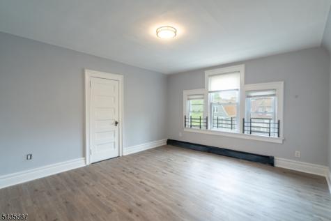 105 Shepard Ave, Apt 3 East Orange NJ 07018