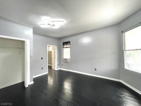59 Ellington Street East Orange NJ 07017