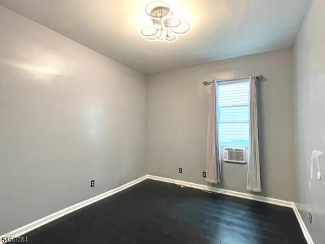 59 Ellington Street East Orange NJ 07017