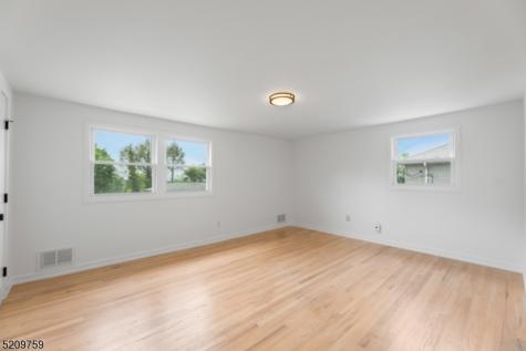 54 Park Terrace Caldwell Boro NJ 07006