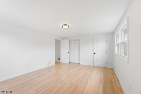 54 Park Terrace Caldwell Boro NJ 07006