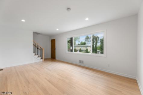 54 Park Terrace Caldwell Boro NJ 07006