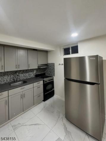 7 Circle Avenue Paterson NJ 07522