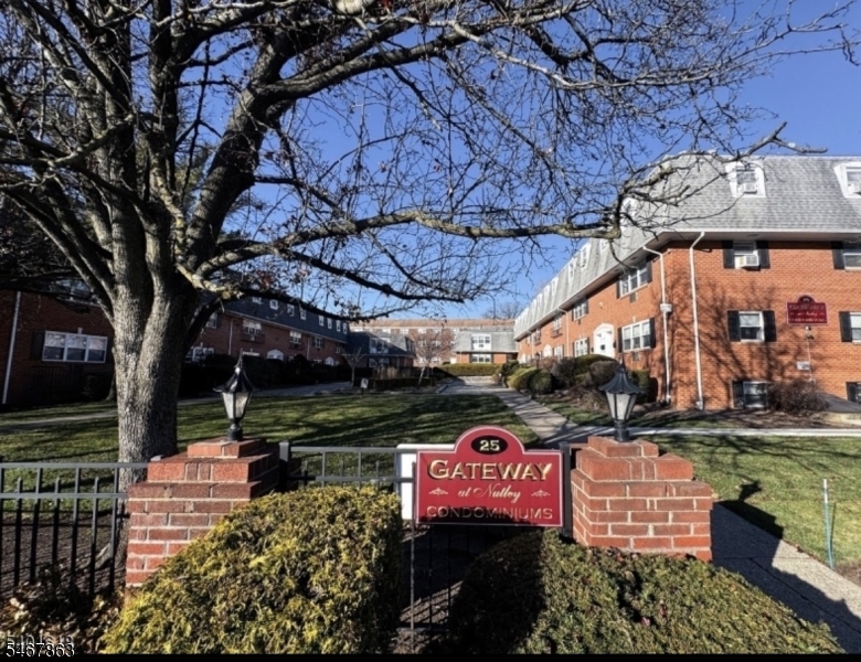 25 River Road Nutley NJ 07110