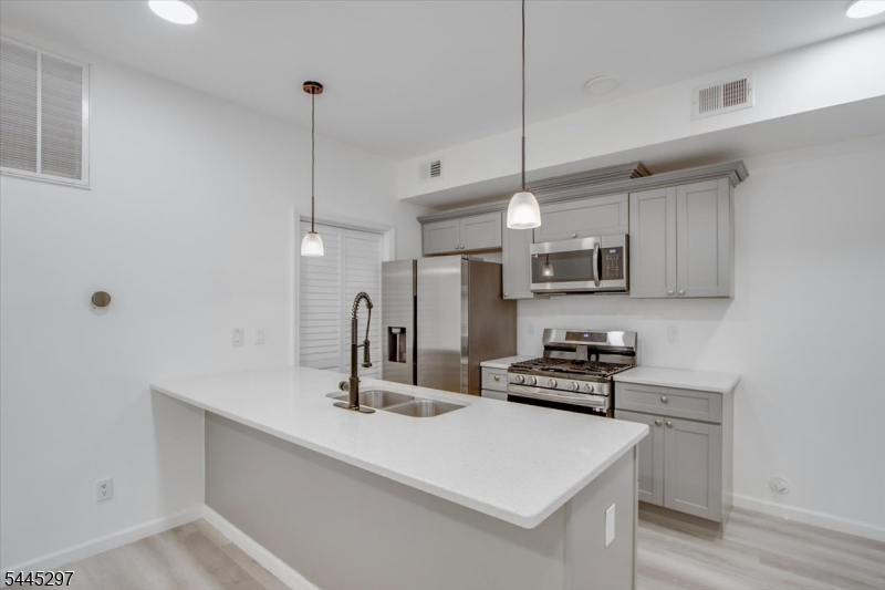 500 S 18th Street Newark NJ 07103