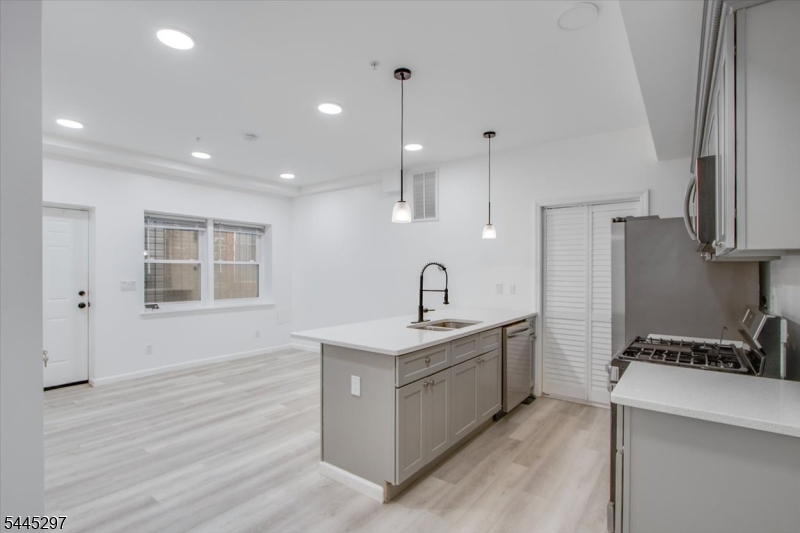 500 S 18th Street Newark NJ 07103