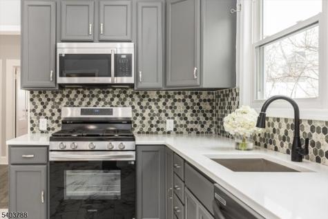17 Boyden Parkway Maplewood NJ 07040