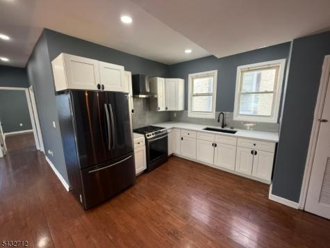 166 Renner Avenue Newark NJ 07112