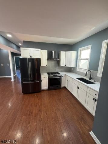 166 Renner Avenue Newark NJ 07112