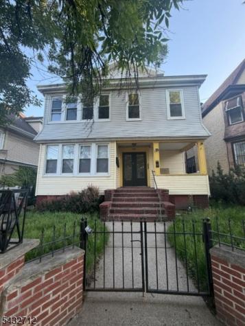 166 Renner Avenue Newark NJ 07112
