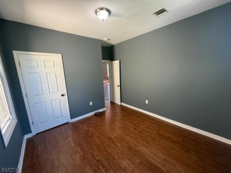 166 Renner Avenue Newark NJ 07112