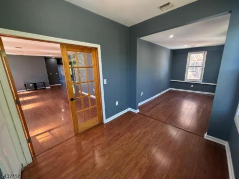 166 Renner Avenue Newark NJ 07112