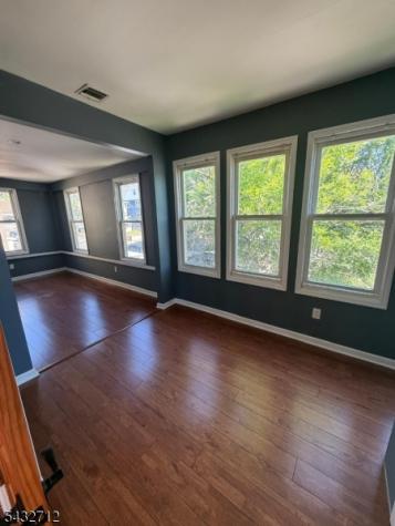 166 Renner Avenue Newark NJ 07112