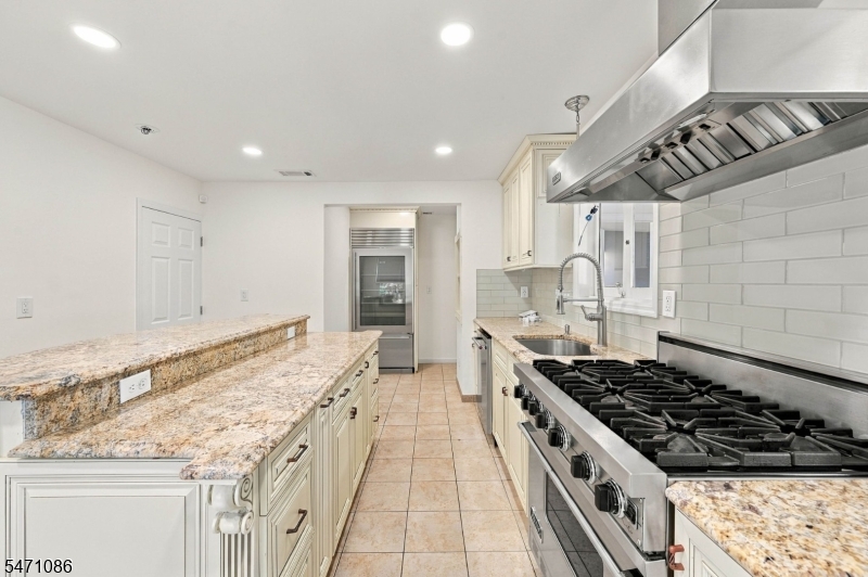 16 Mount Pleasant Avenue Hanover NJ 07981