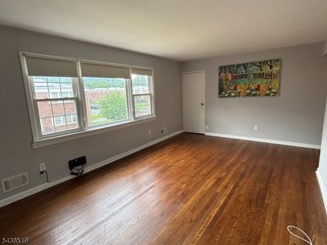 17 Dartmouth Avenue Bridgewater NJ 08807