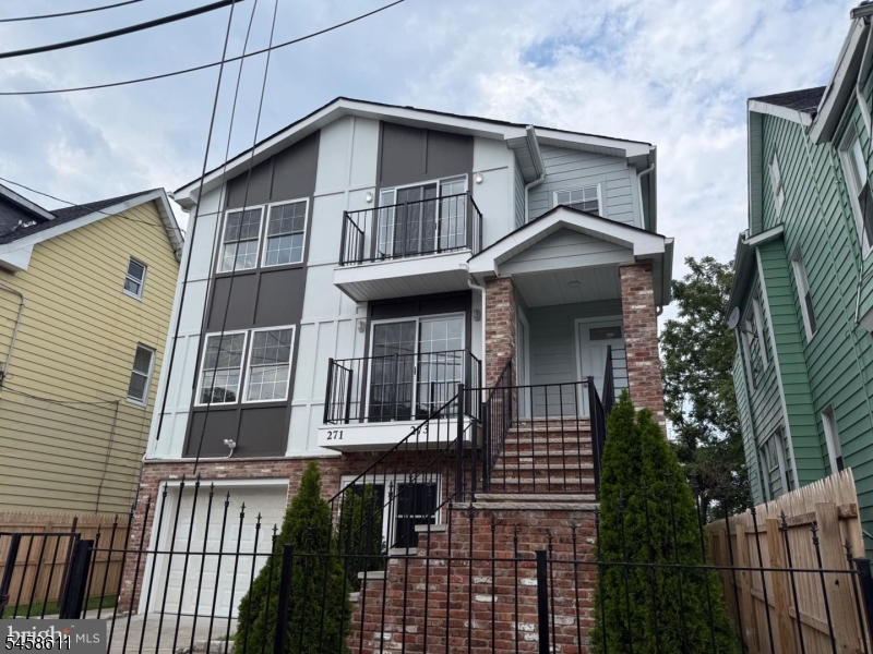 271 Schley Street Newark NJ 07112