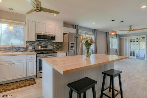 35 Auburn St Sec54b Manchester NJ 08759