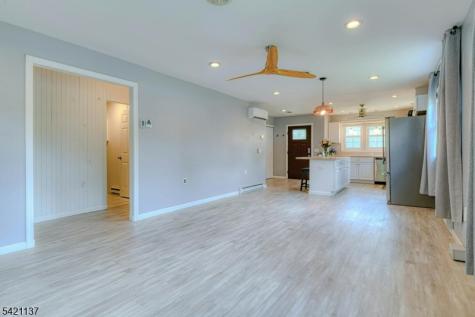 35 Auburn St Sec54b Manchester NJ 08759