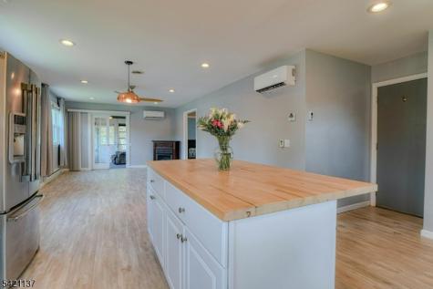 35 Auburn St Sec54b Manchester NJ 08759
