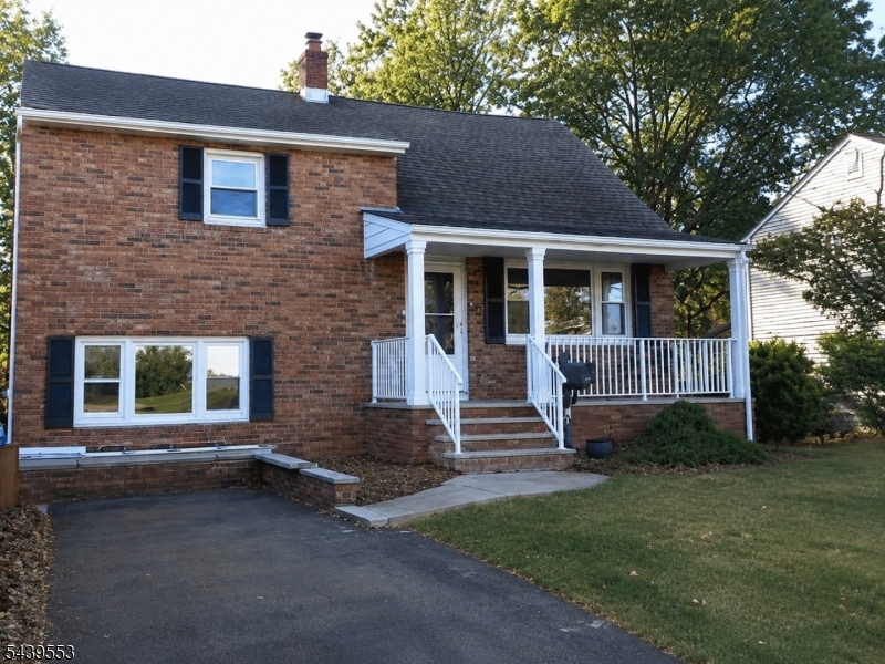15 Woodmere Street Raritan NJ 08869