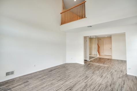 16 Lagoon Way Roxbury NJ 07852