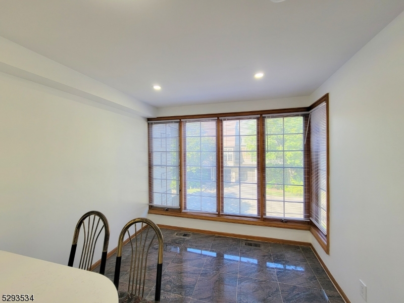 85 Falls Bridge Drive Totowa NJ 07512