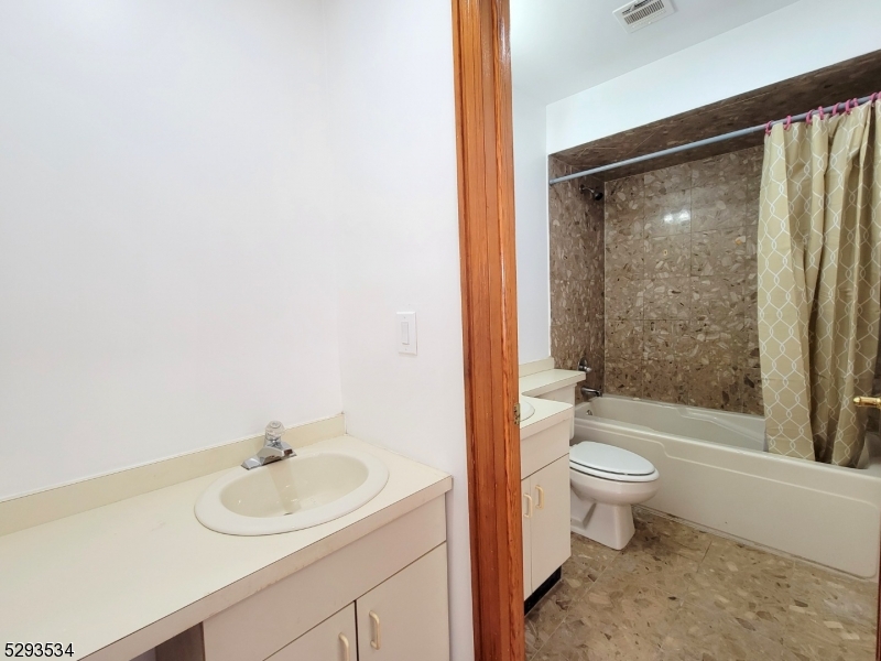 85 Falls Bridge Drive Totowa NJ 07512