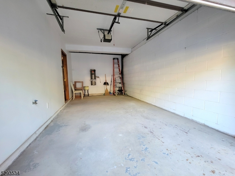 85 Falls Bridge Drive Totowa NJ 07512
