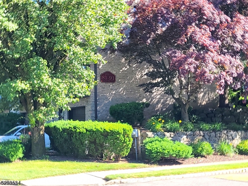85 Falls Bridge Drive Totowa NJ 07512