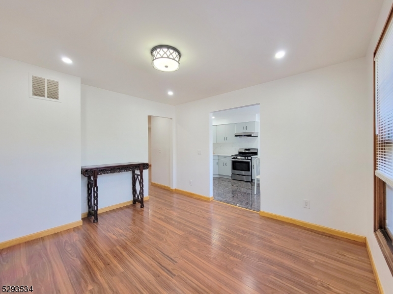 85 Falls Bridge Drive Totowa NJ 07512