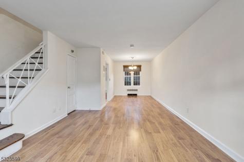 12 B Parkway Village Cranford NJ 07016