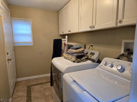 8 Spring Lane Stanhope NJ 07874
