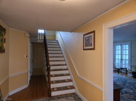 8 Spring Lane Stanhope NJ 07874