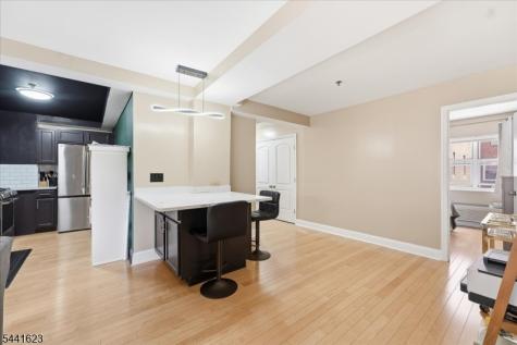 70 S Munn Avenue East Orange NJ 07018