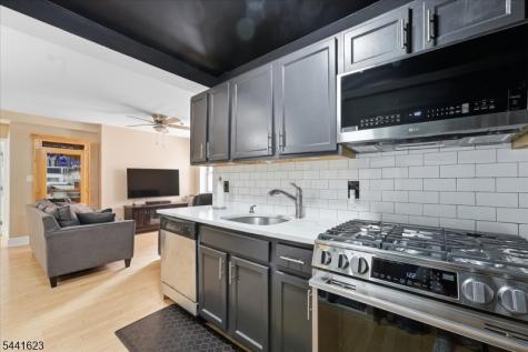 70 S Munn Avenue East Orange NJ 07018